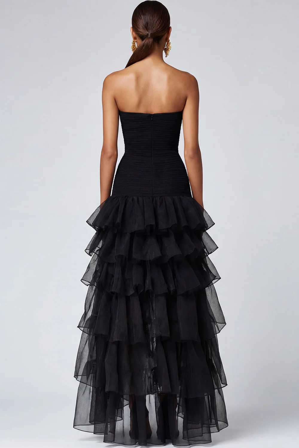 Glamorous Strapless High-Low Evening Dress with Smocked Bodice and Tiered Tulle Skirt