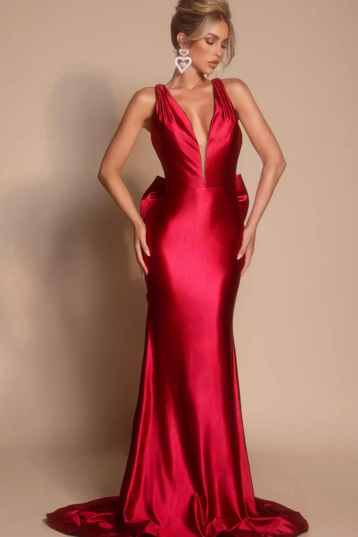 Glamorous V-Neck Satin Mermaid Train Prom Dress with Oversized Back Bow and Pockets