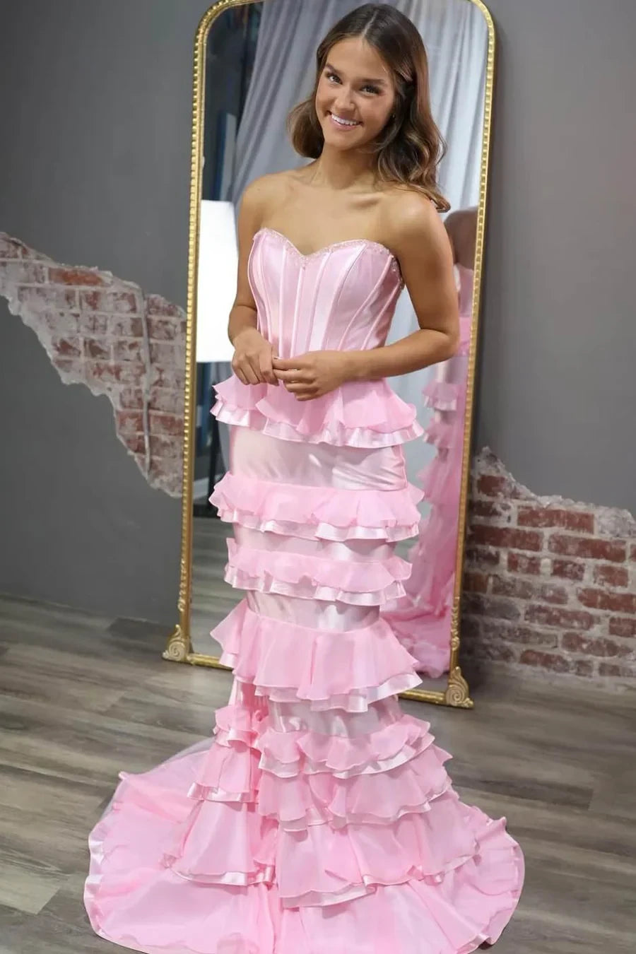 Glamorous Satin and Chiffon Mermaid Sweetheart Sleeveless Lace-Up Back Floor-Length Evening Dresses