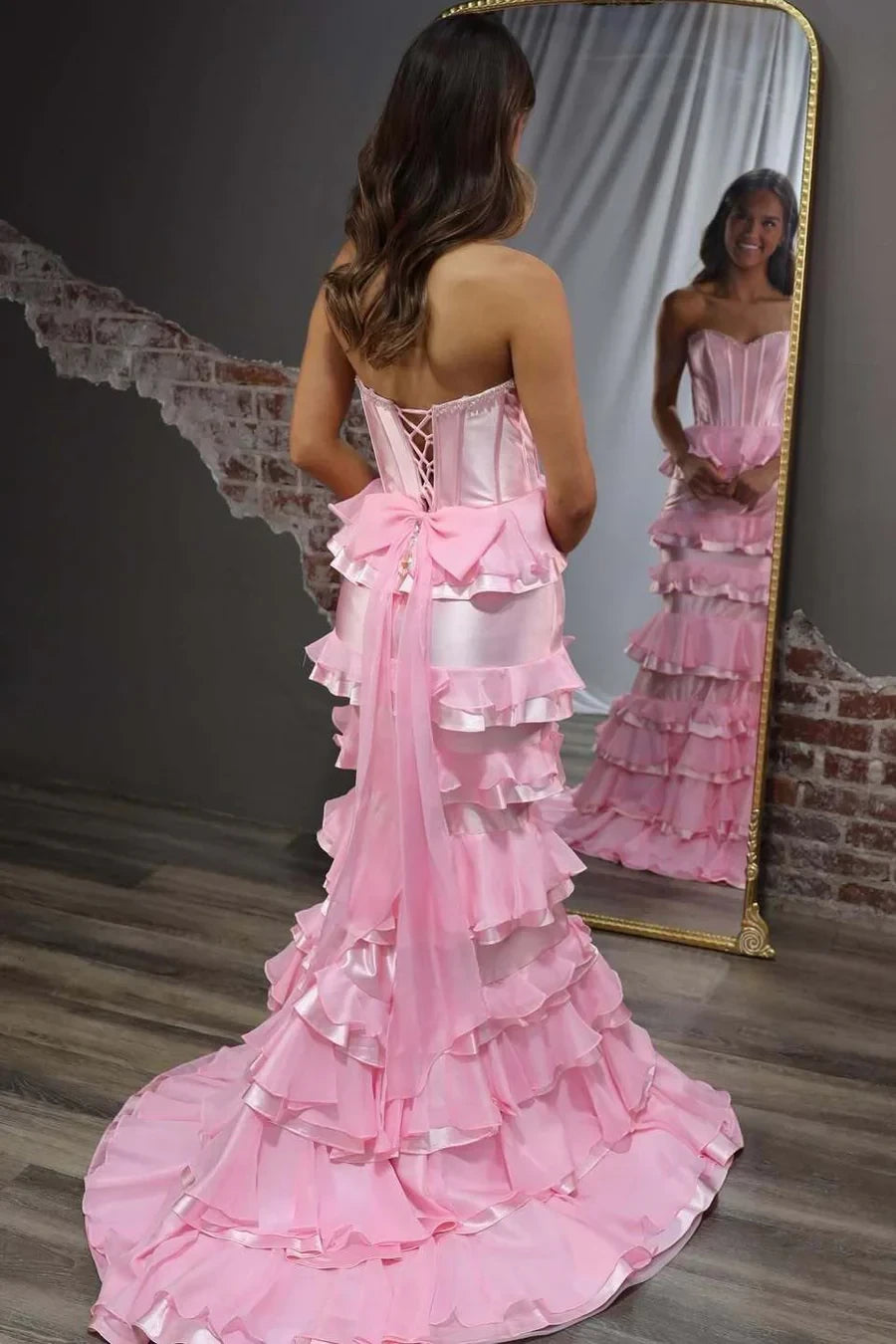 Glamorous Satin and Chiffon Mermaid Sweetheart Sleeveless Lace-Up Back Floor-Length Evening Dresses