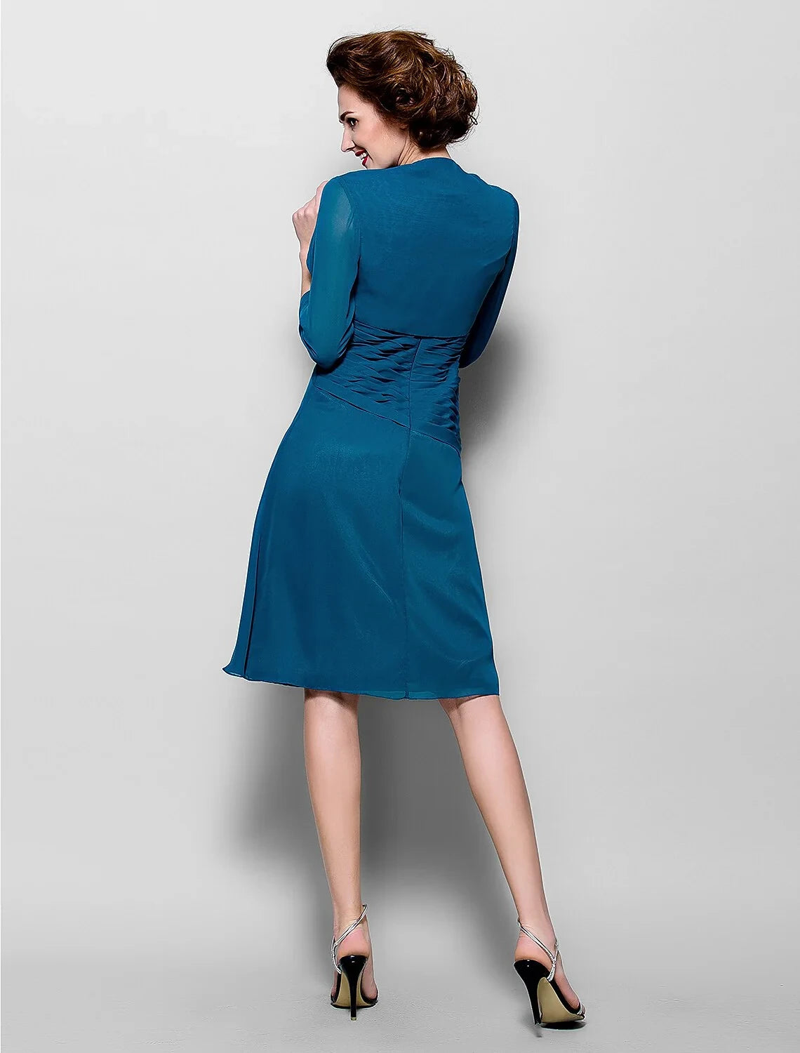 Graceful Chiffon A-Line Two Pieces V-Neck 3/4 Sleeve Ruched Back Knee-Length Mother of the Bride Dresses