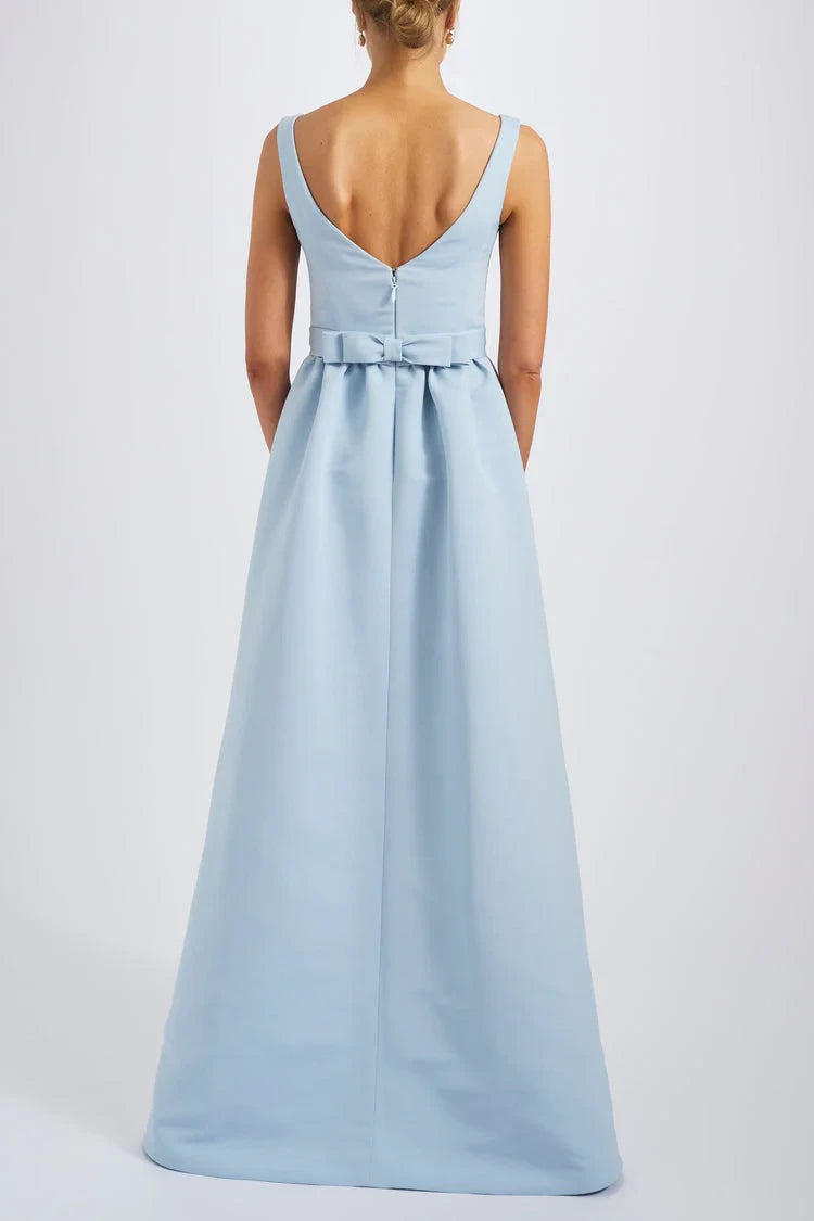 Graceful Satin A-Line Scoop Neck Sleeveless Low V-back with Bow Floor-length Bridesmaid Dresses
