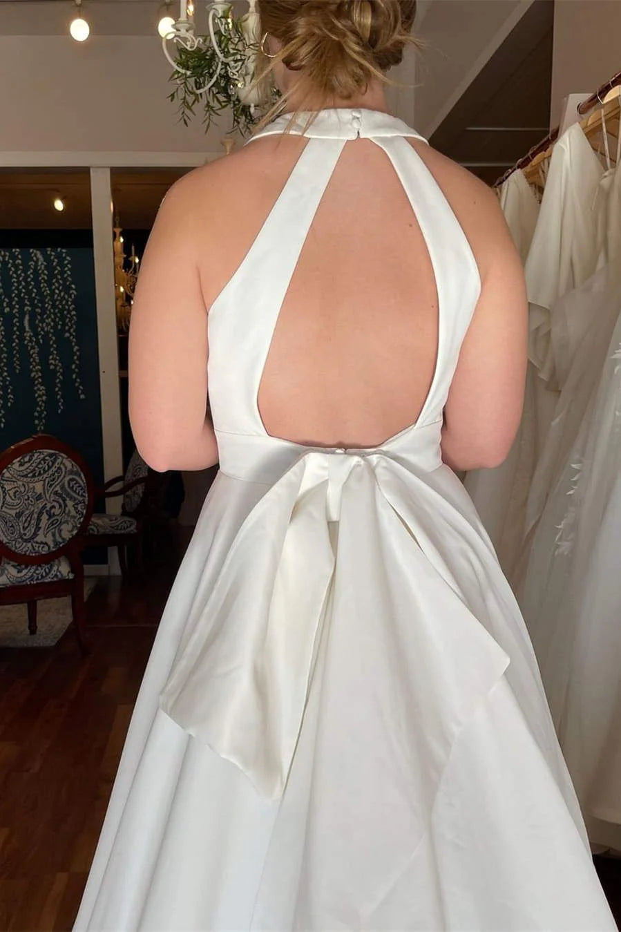 Halter Neck Wedding Dresses with Deep V-Neck, Oversized Back Bow and Full Satin Train Bridal Gown