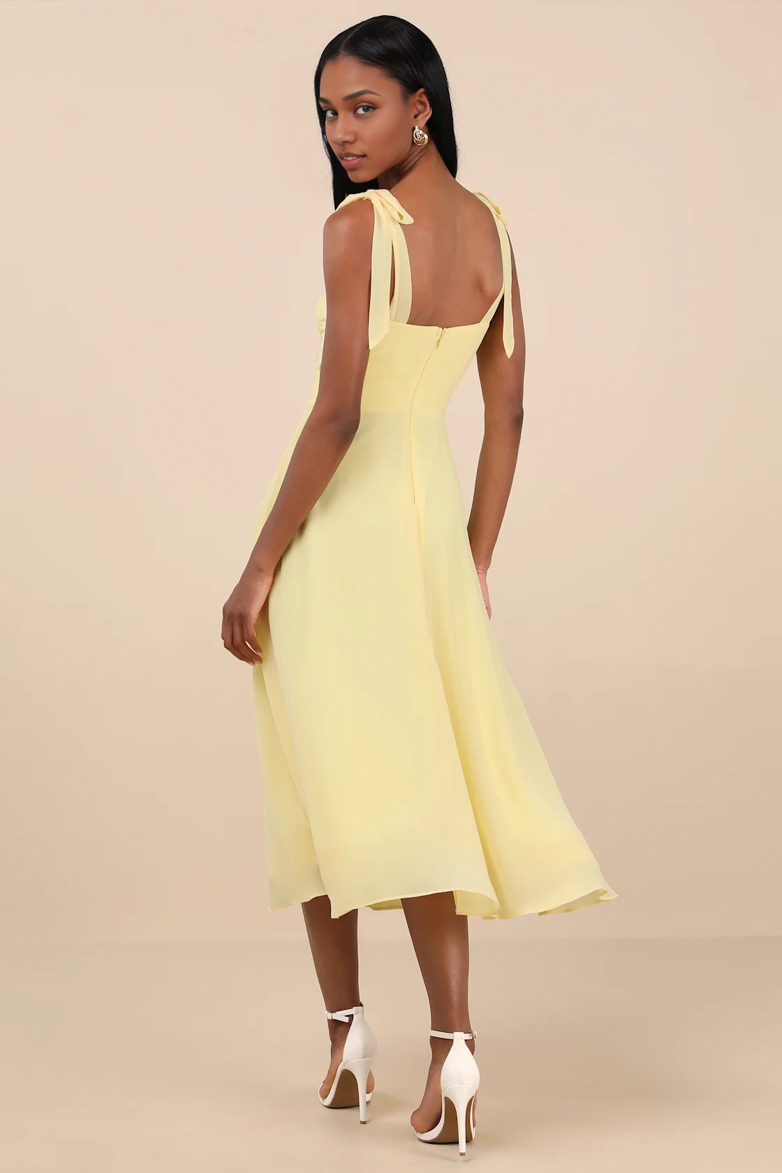 LANQI Sweet Knitted Chiffon Strap Tight corset Fits Waist A-line Cut Homecoming Dresses