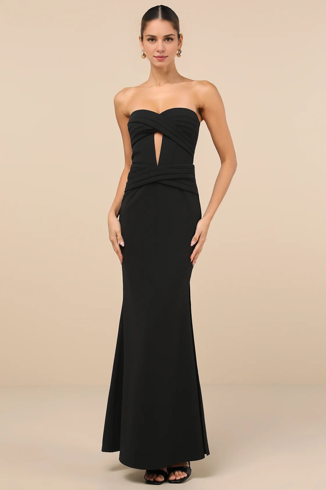 LANQI's gorgeous stretch crepe knit off shoulder tight corset with a heart-shaped neckline Homecoming Dresses