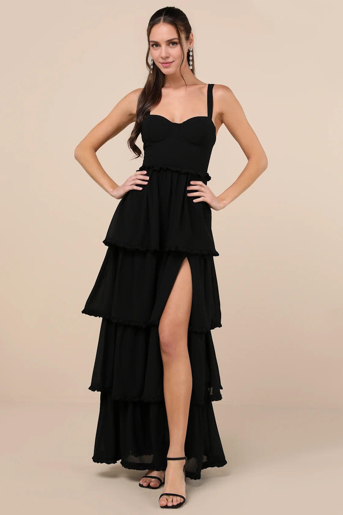 LANQI elegant wide shoulder strap tight corset with heart-shaped neckline and ruffle edge layered skirt Homecoming Dresses