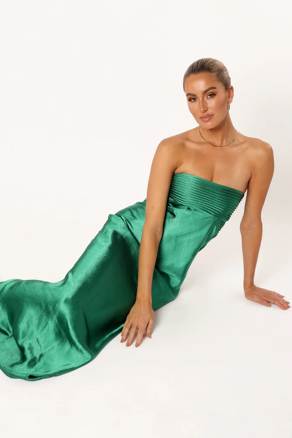 Luxurious Satin Column Strapless Pleated Bust Sleeveless Solid Back Maxi Evening Dress