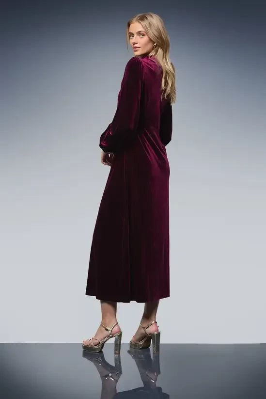 Luxurious Velvet Straight Mock Neck Long Puffed Sleeves Midi Evening Dresses