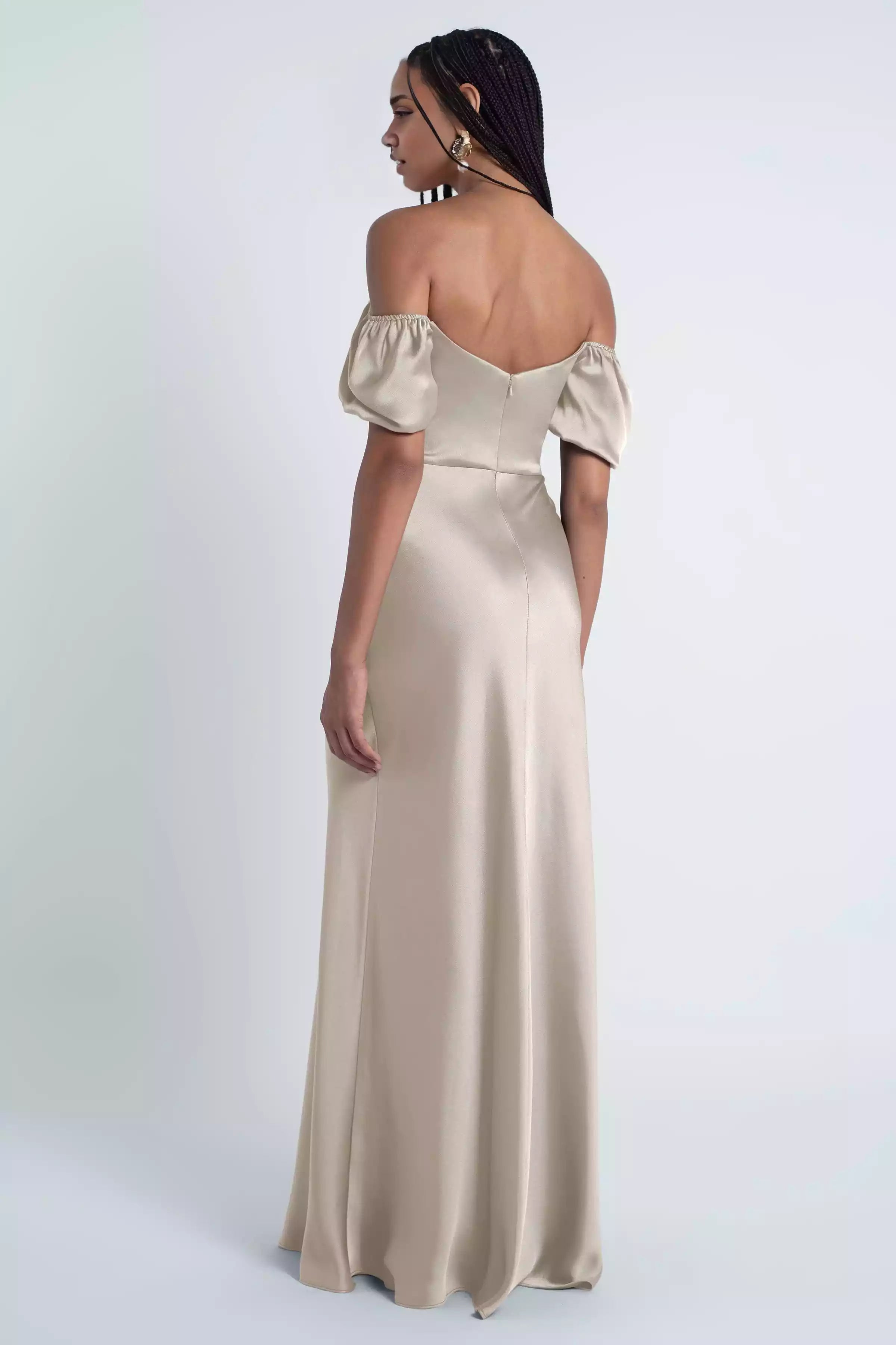 Luxurious satin straight neckline, hanging tight corset, natural waist seam, oblique cut back, mid zip Prom Dresses