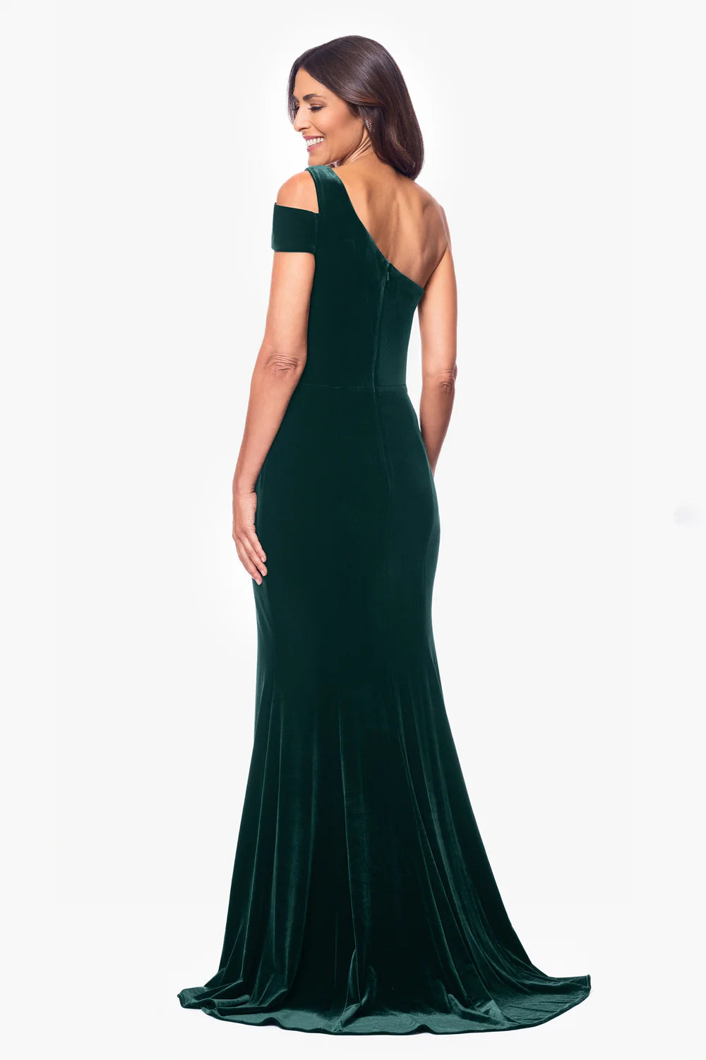 Luxury Velvet Mermaid Long Gown One Shoulder Cold Shoulder Short Sleeve Zipper Back Train Floor Length Mother of the Bride Dresses