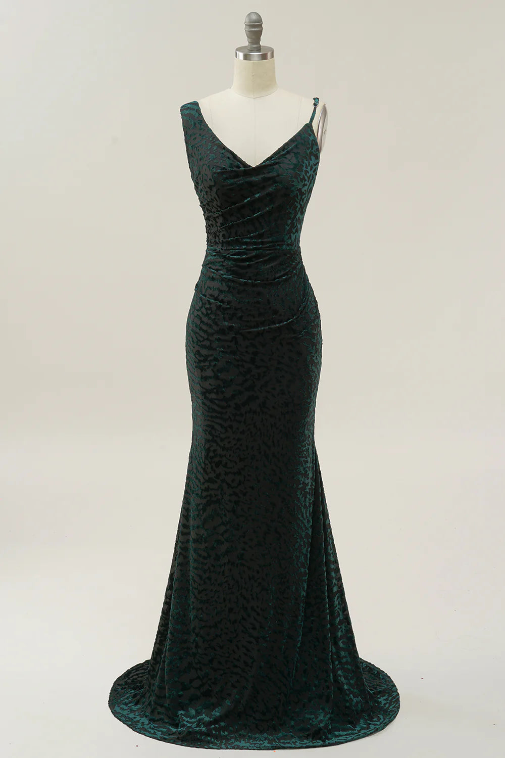 Mermaid V Neck Green Velvet Long Prom Dress with Appliques