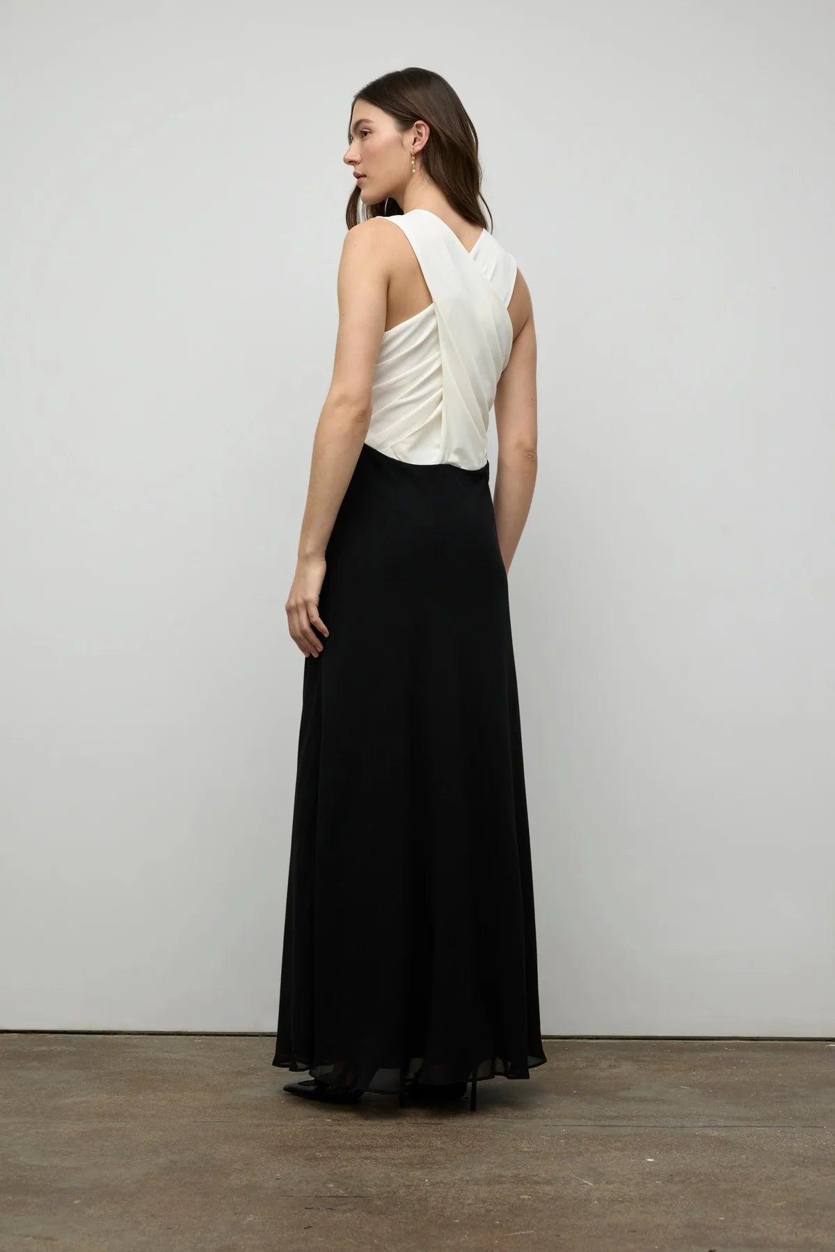 Minimalist Chiffon A-Line V Neck Color Block Crisscross Back Formal Evening Dress
