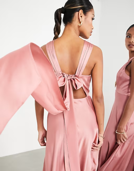 Minimalist Sleeveless Floor-Length Bow-Back Satin Bridesmaid Dress