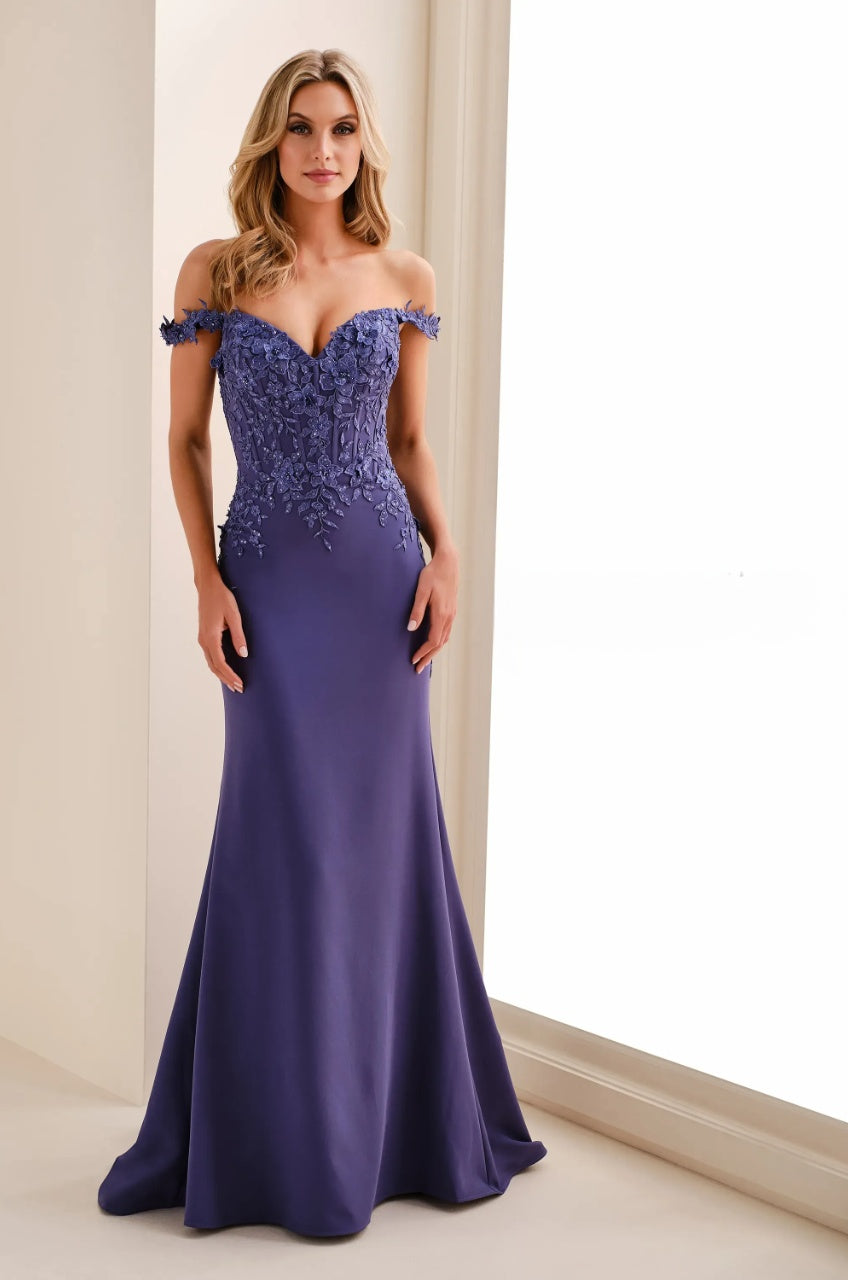 Off-the-Shoulder Floral Lace Applique Mermaid Floor-Length Mother of the Bride Dresses