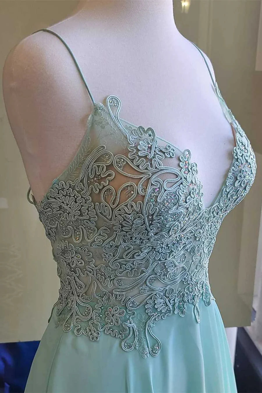 A-line Mint Green Appliques Chiffon Long Prom Dress