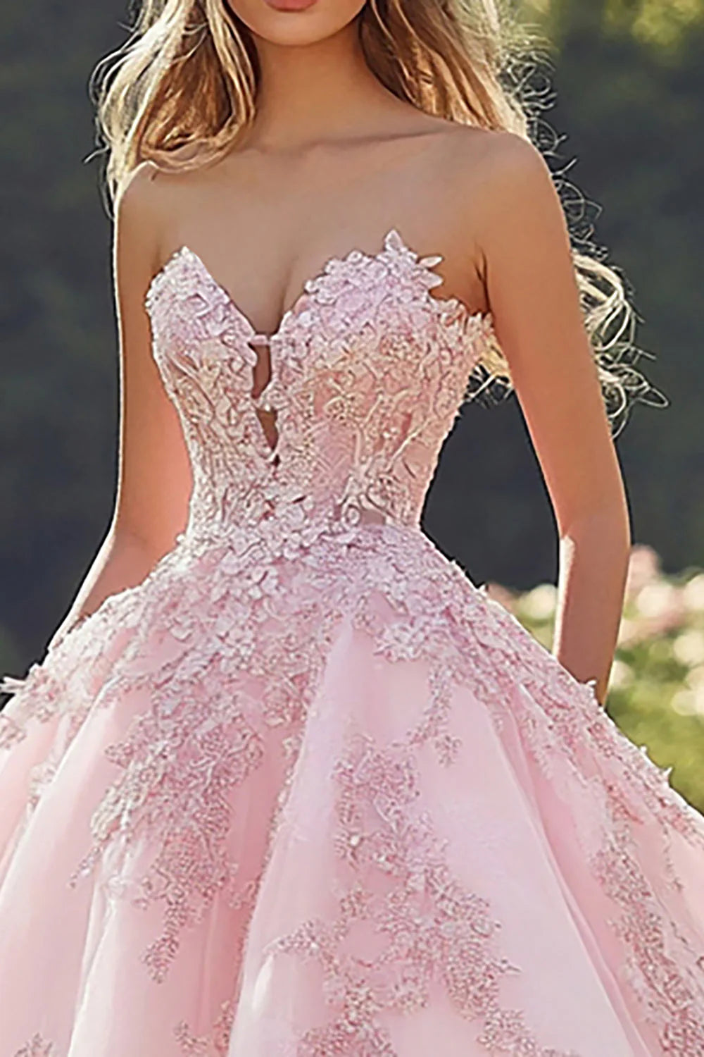 Pink Ball Gown Sweetheart Long Quinceanera Dress with Appliques