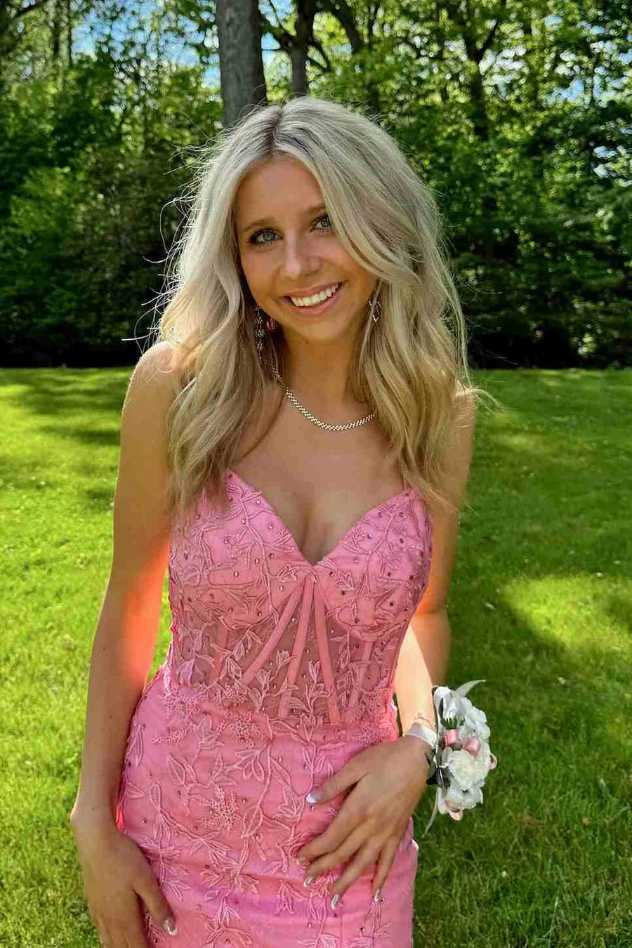 Pink Straps Mermaid Lace Appliques V-Neck Long Prom Dress