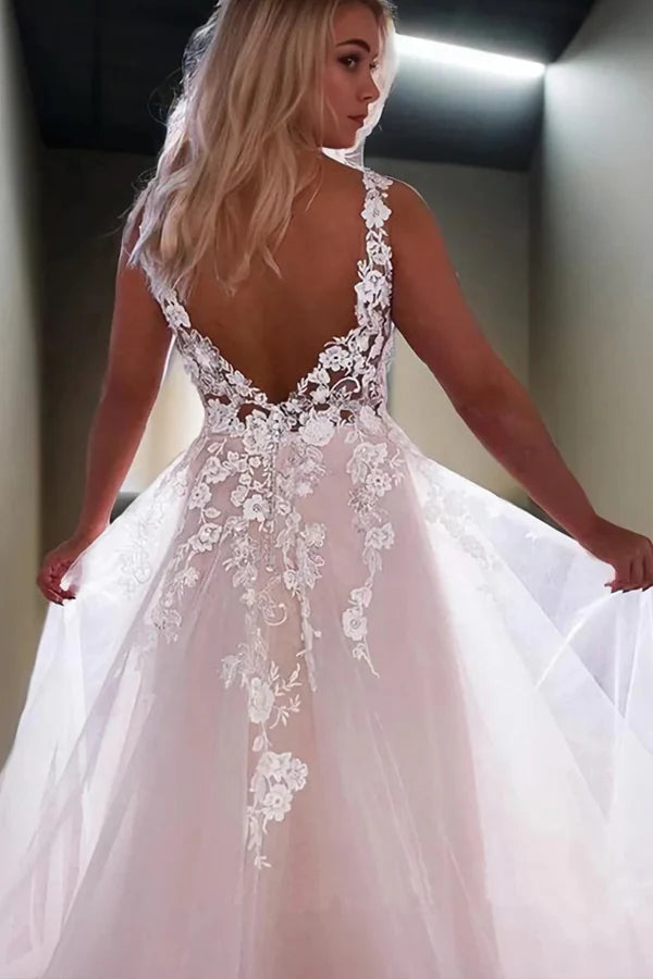 Princess V-Neck Sweep Train Wedding Dresses With Lace Appliques