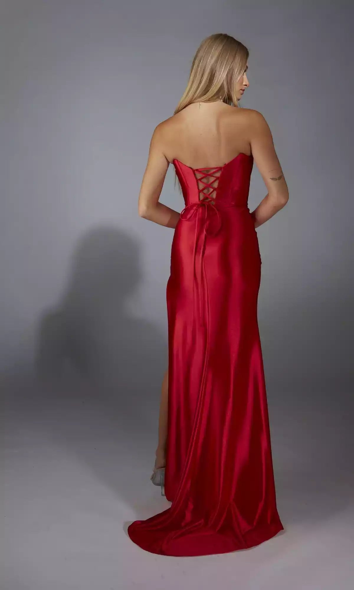 Prom Dresses, a stylish strapless long, minimalist back strap corset with tight straps