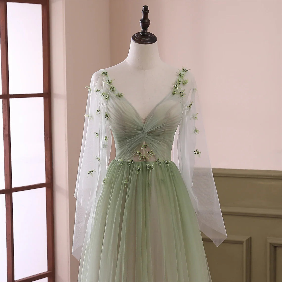 Light Green Long Sleeves Gradient Tulle Full Of Charm Prom Dress