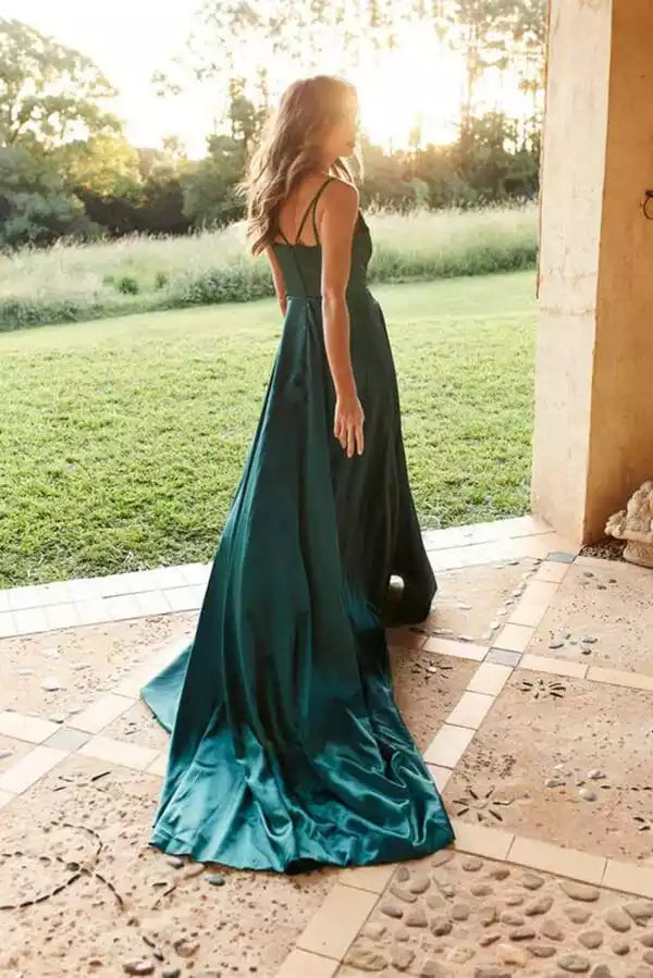 Regal Emerald Green Satin A-Line Gown with V-Neck & Cathedral Train