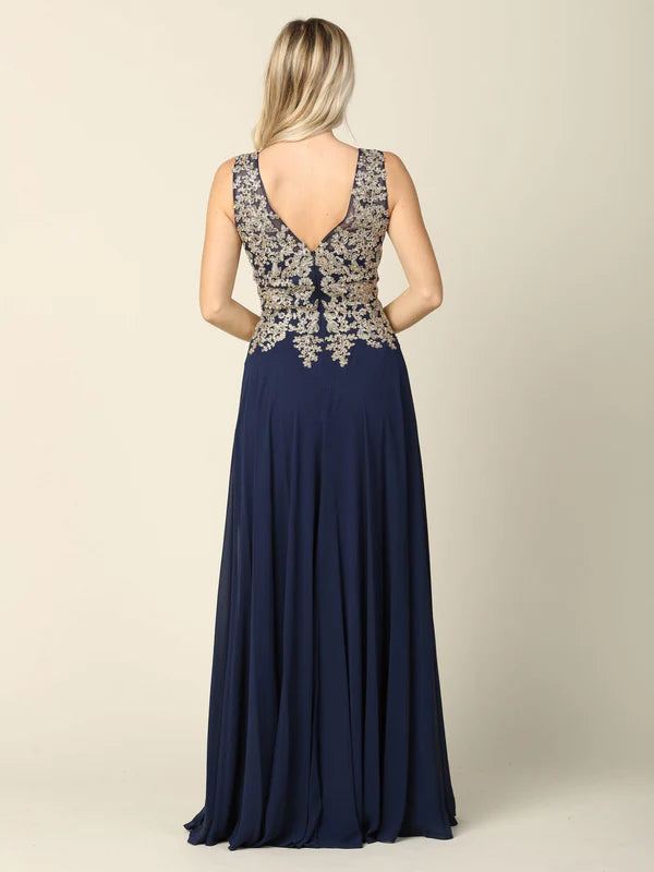 Regal Lace-Appliqued Chiffon A-Line V-Neck Sleeveless Floor Length Mother of the Bride Dress