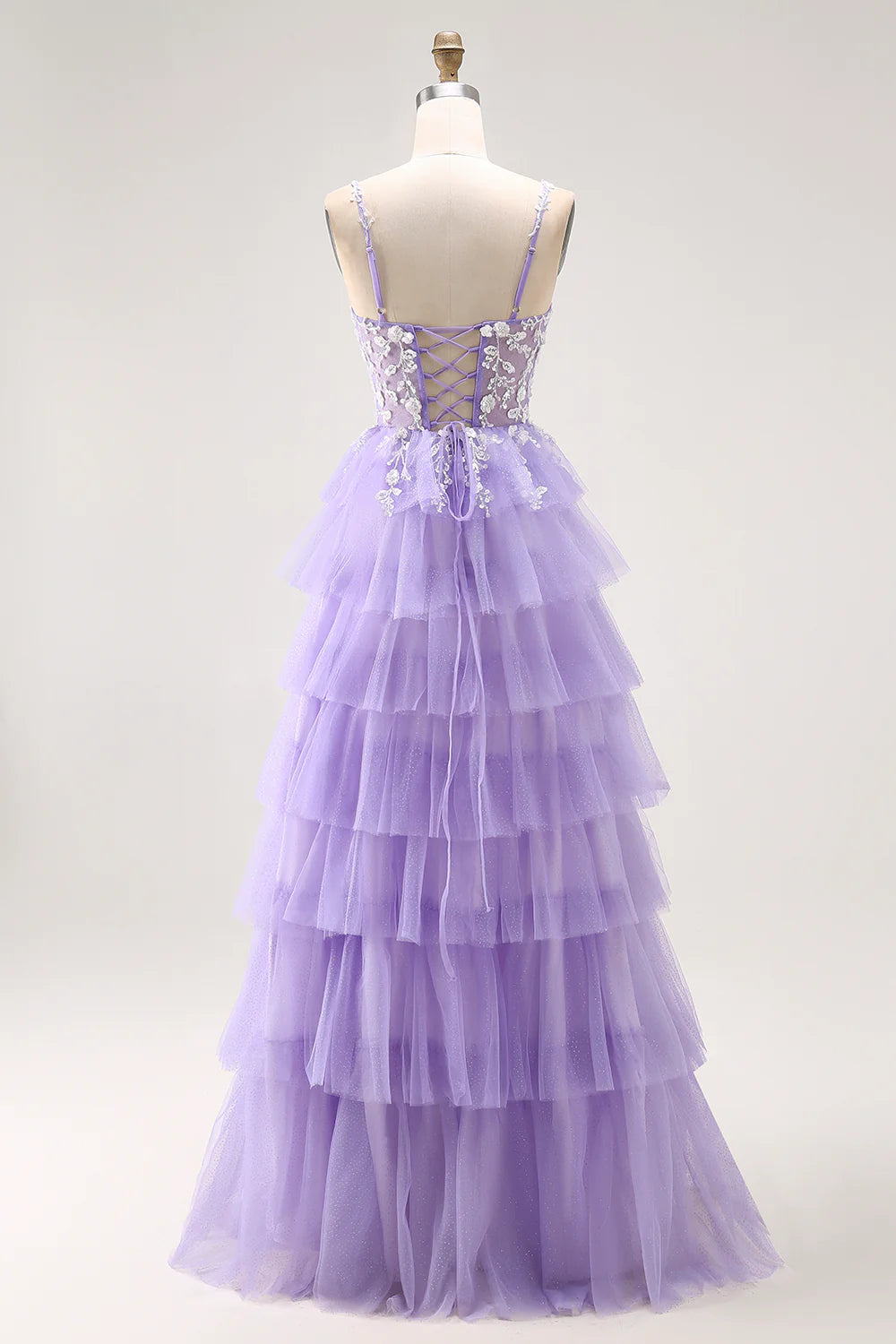 Romantic Spaghetti Strap Evening Dress with Lace Bodice and Tiered Tulle Skirt