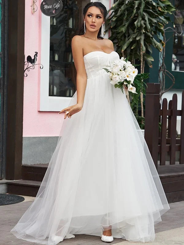 Romantic Ethereal Tulle A-Line Sweetheart Sleeveless Strapless Floor-Length Evening Dresses