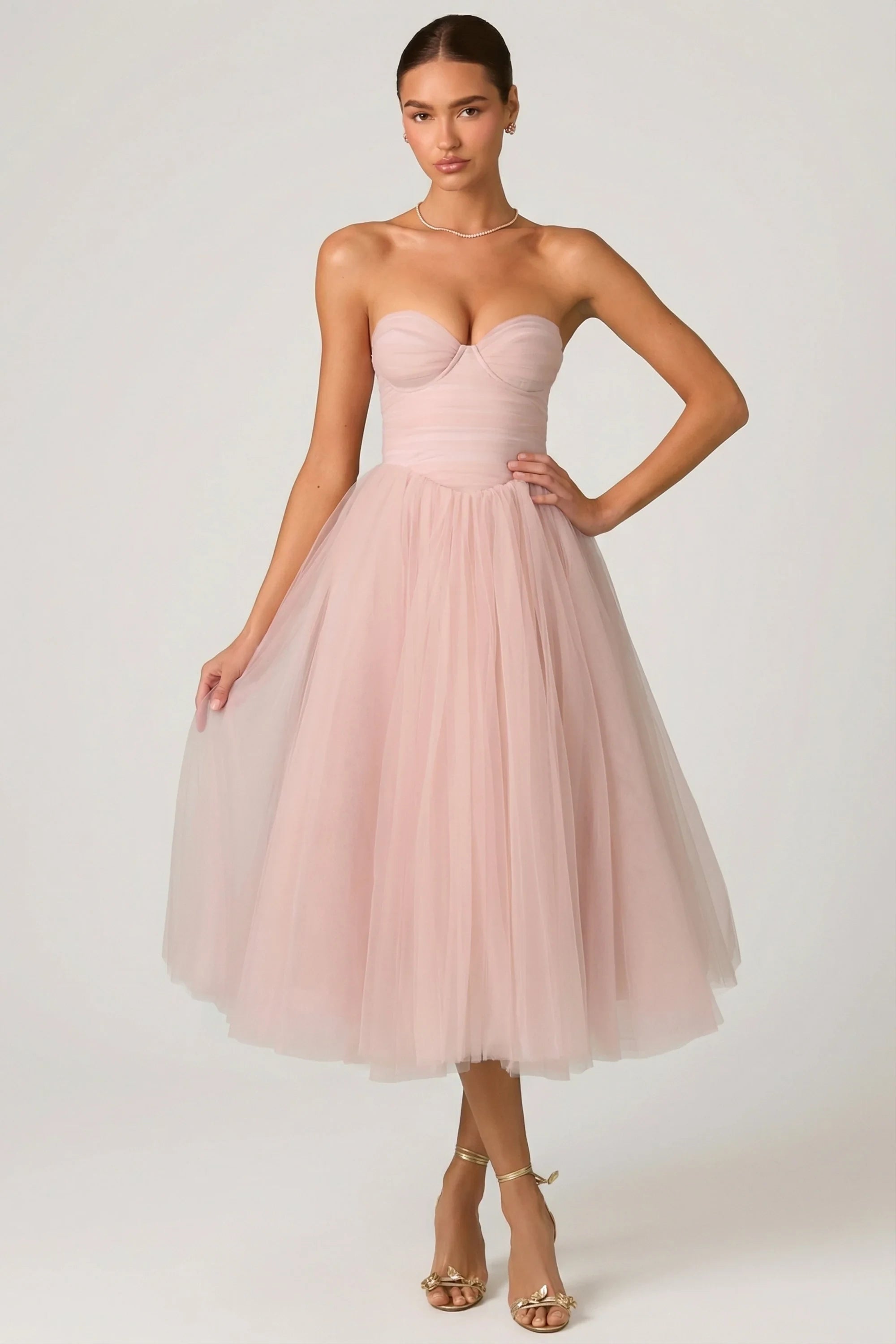 Romantic Tulle A-Line Sweetheart Strapless Sleeveless Strapless Back Midi Evening Dresses