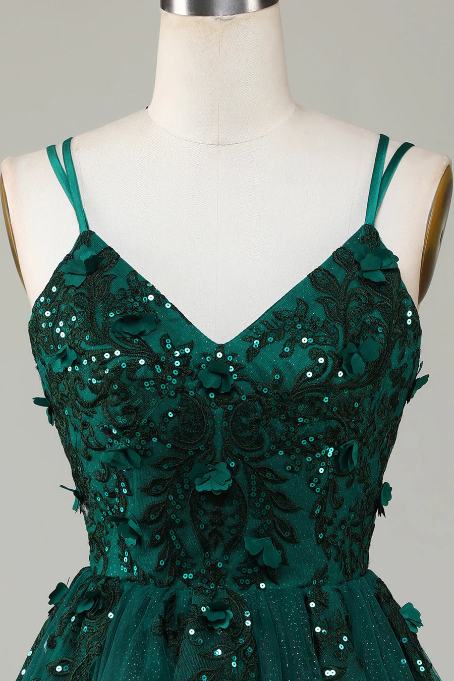 Emerald Green V-Neck A-Line Retract Your Waist Homecoming Dresses