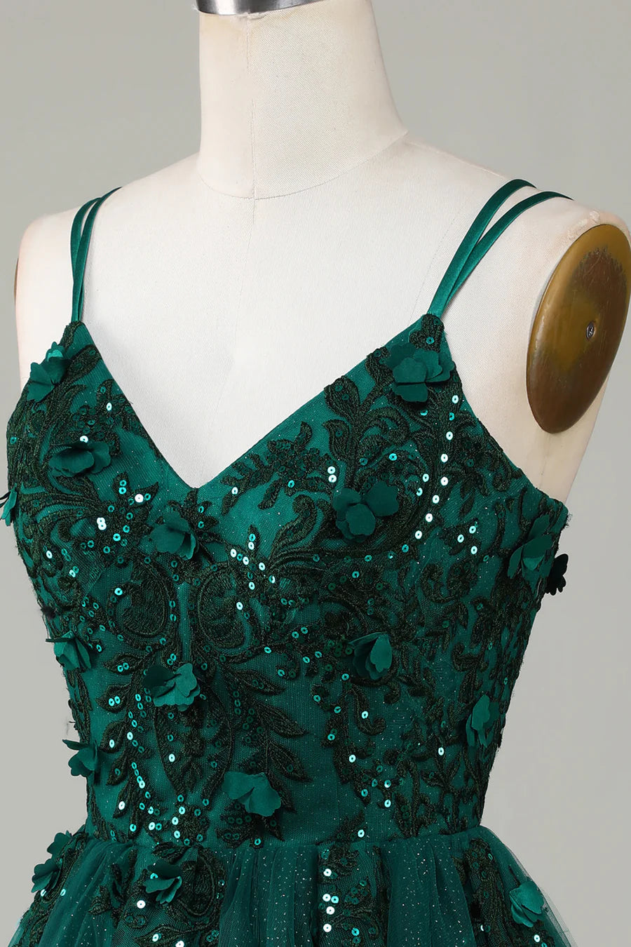 Emerald Green V-Neck A-Line Retract Your Waist Homecoming Dresses
