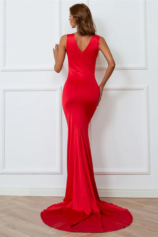 Seductive Jersey Evening Dresses with Sleeveless V-Neckline, Alluring Waist Cutouts, Daring High Slit and Dramatic Train Formal Gown
