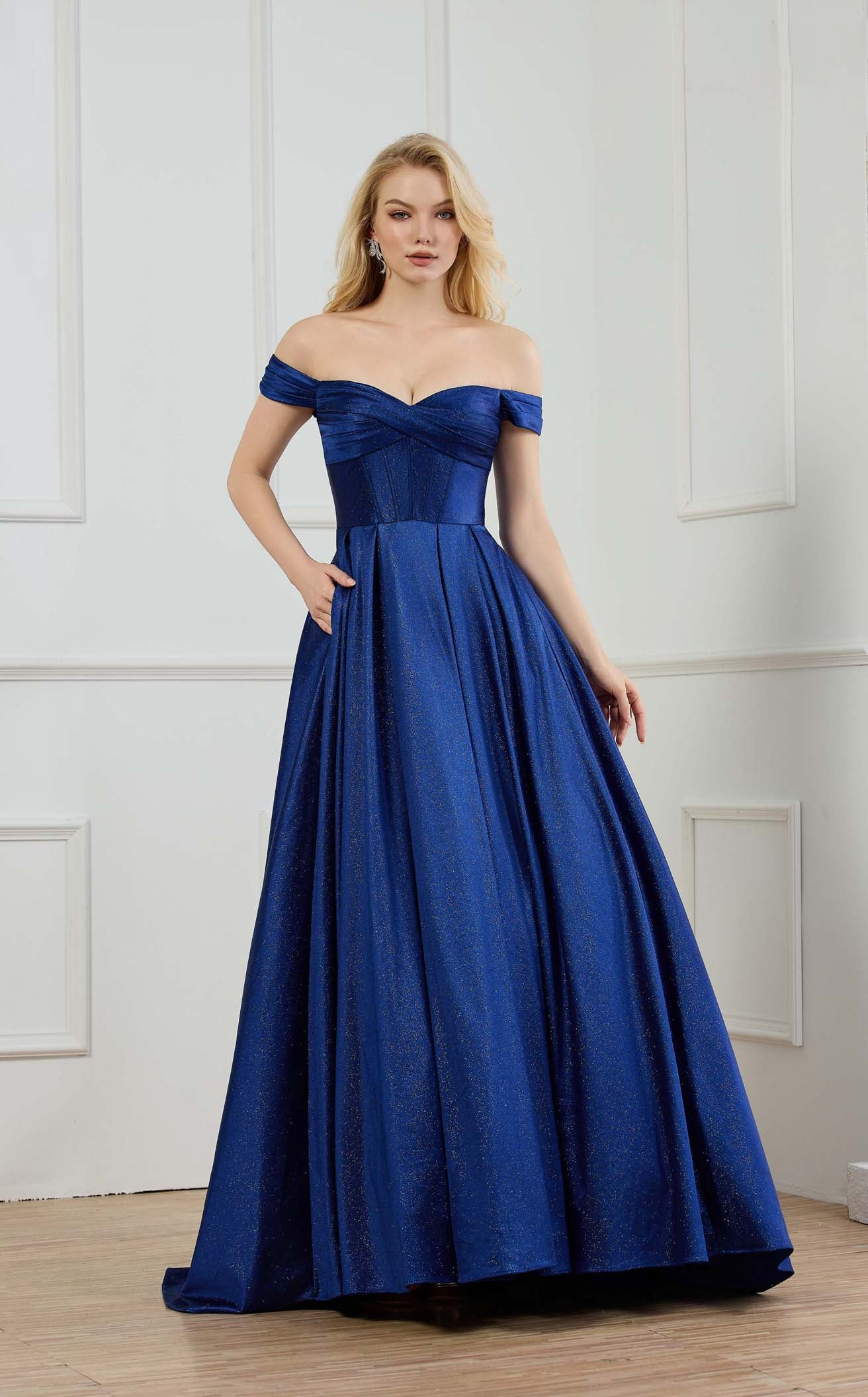 Shimmering A-line off-the-shoulder sweetheart short-sleeve open-back floor-length evening dresses