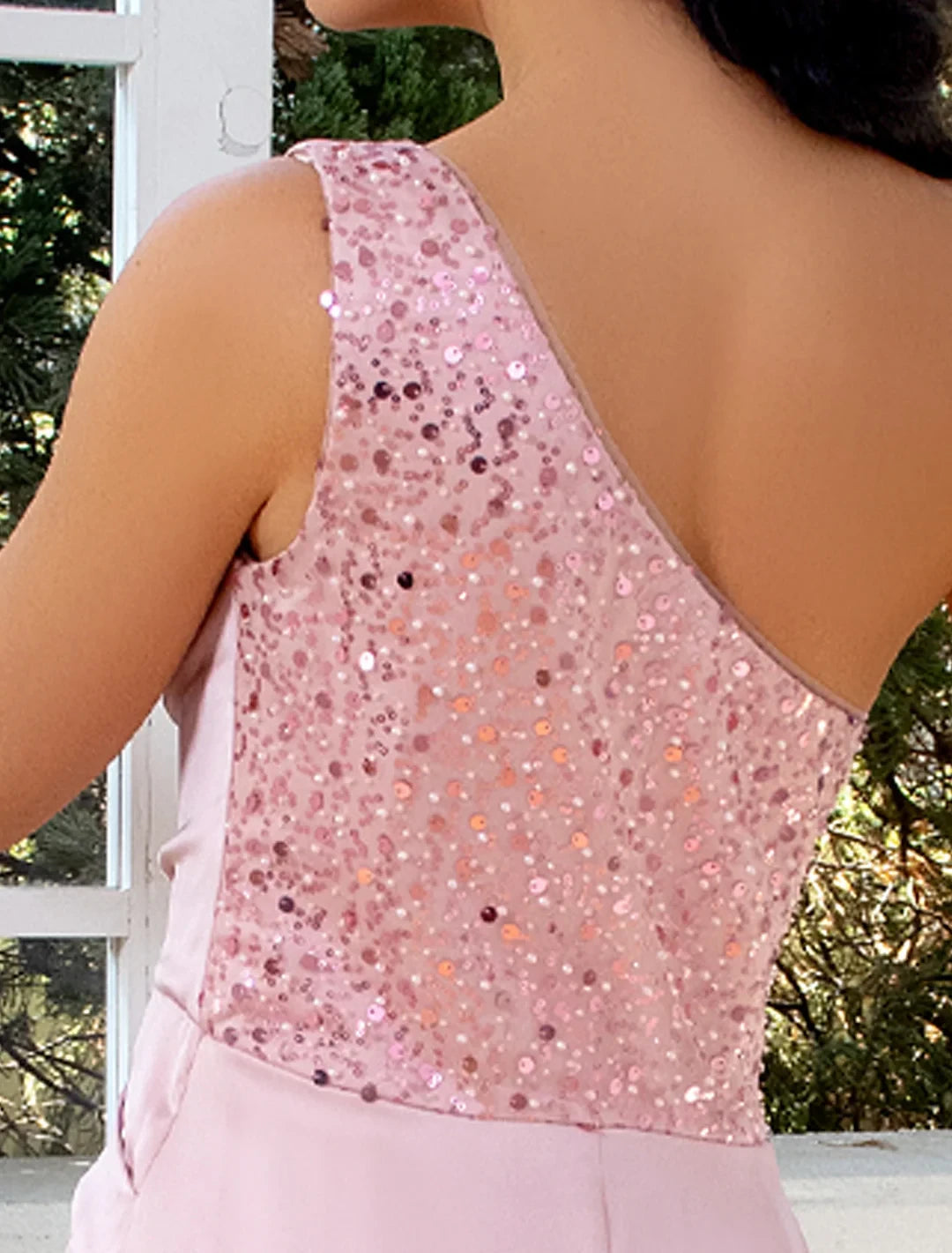 Shimmering Sequin Sheath One-Shoulder Sweetheart Sleeveless Zipper Back Floor-Length High Slit Evening Dresses