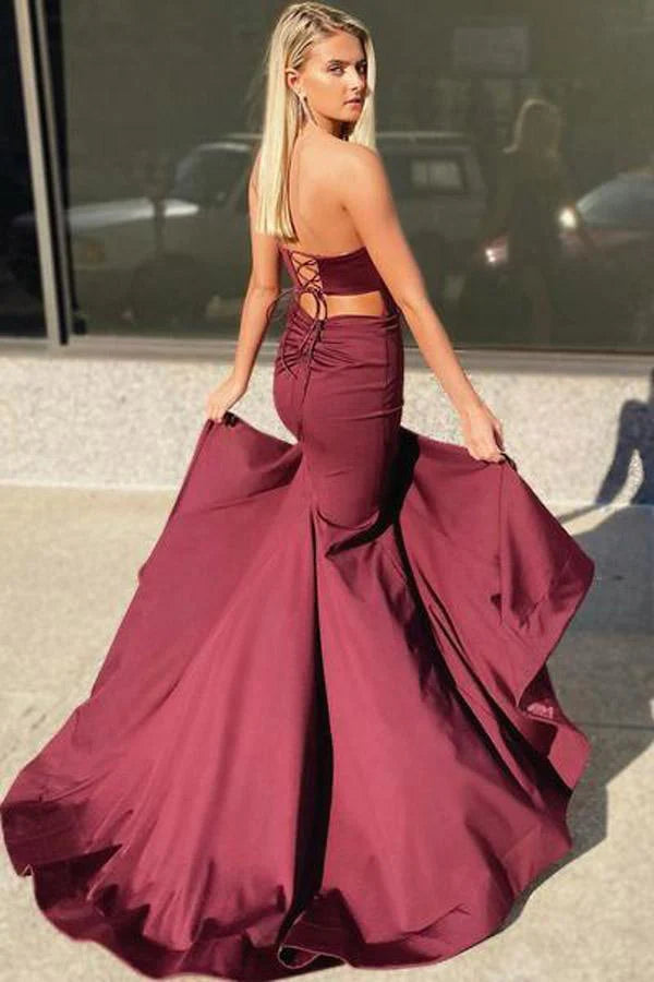 Sleek Burgundy Mermaid Strapless Lace-Up High-Slit Floor-Length Prom Dress