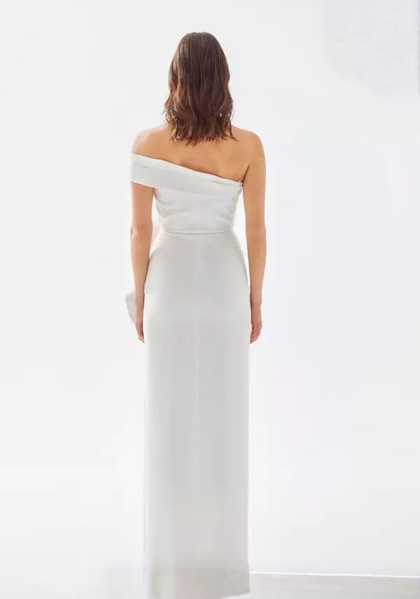 Sleek mermaid off-the-shoulder ruffled-bodice high-slit floor-length evening dress