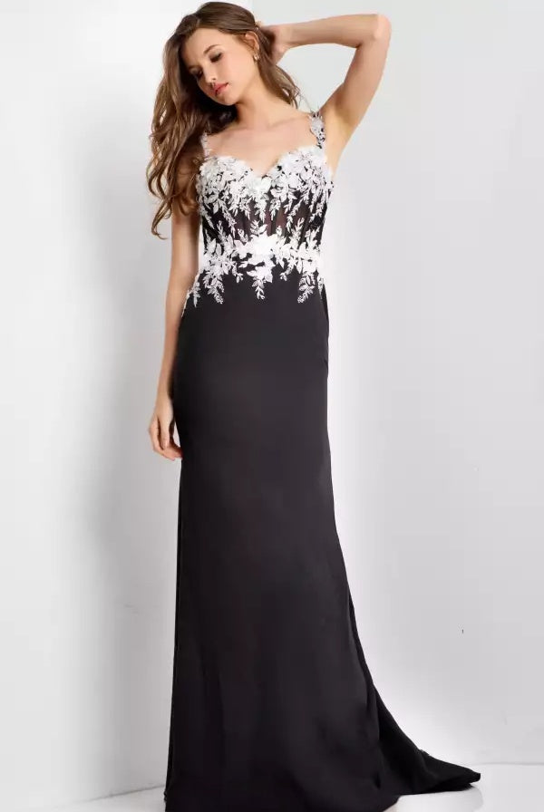 Sleek mermaid spaghetti-strap sweetheart lace-bodice floor-length evening dress
