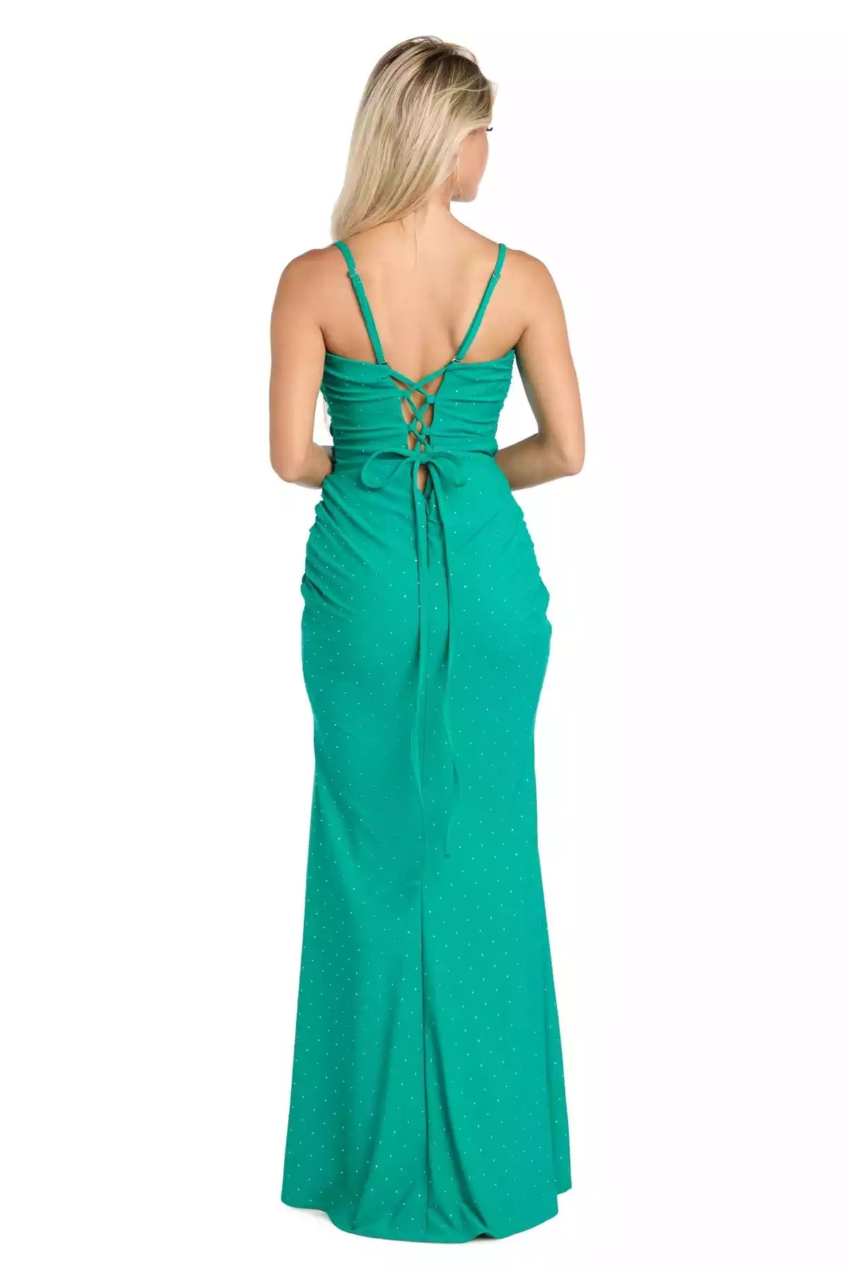 Smooth and slim fit long pleats that fit the body, showcasing confidence and beauty Prom Dresses