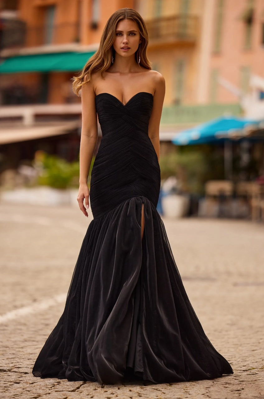 Sophisticated Chiffon Mermaid Sweetheart Strapless Sleeveless Fitted Back Floor-Length Evening Dresses
