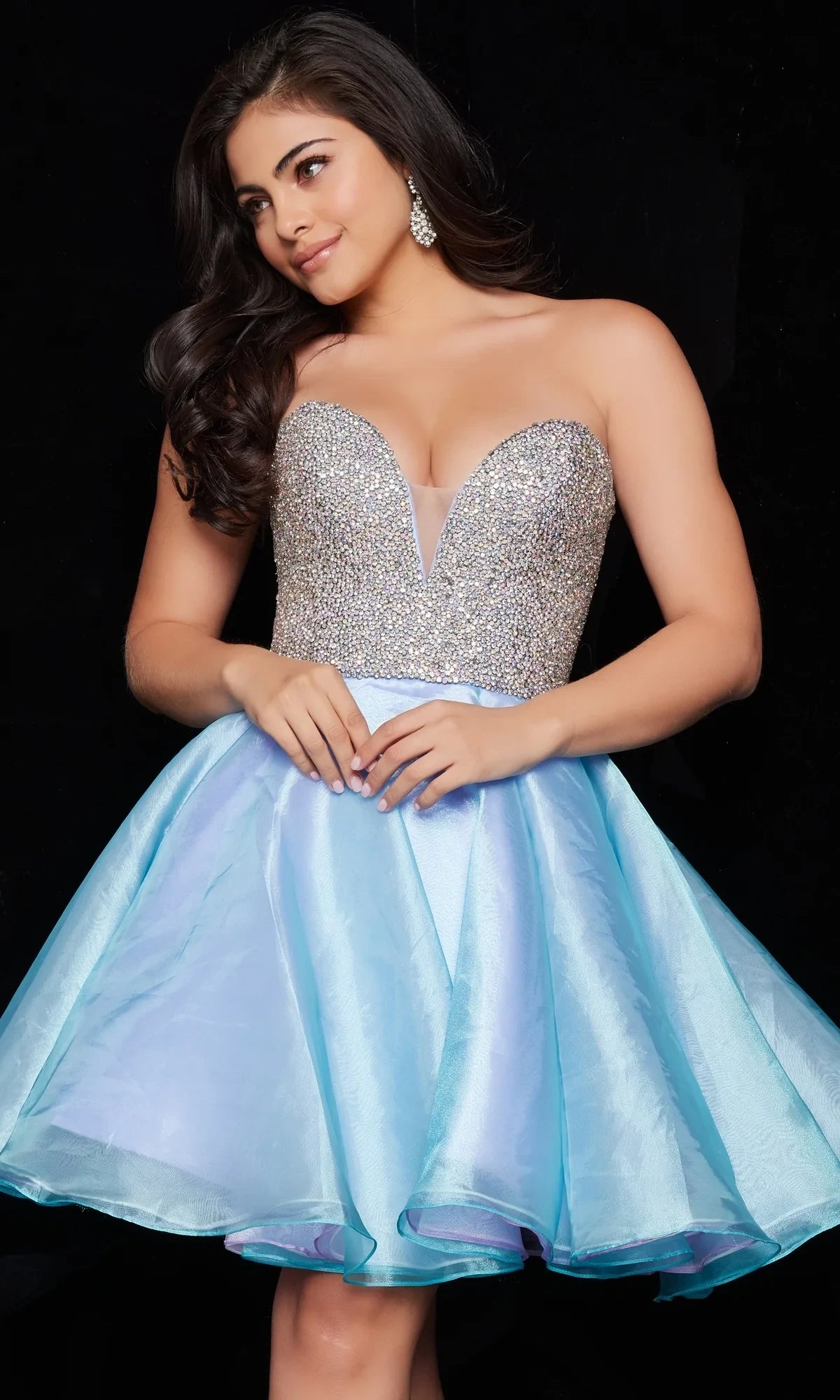 Sparkling Sequin and Tulle A-Line Sweetheart Plunge Strapless Zipper Back Short Homecoming Dresses