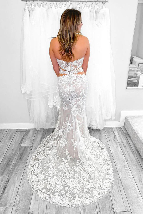 Strapless Elegant Mermaid Wedding Dress With Lace Appliques