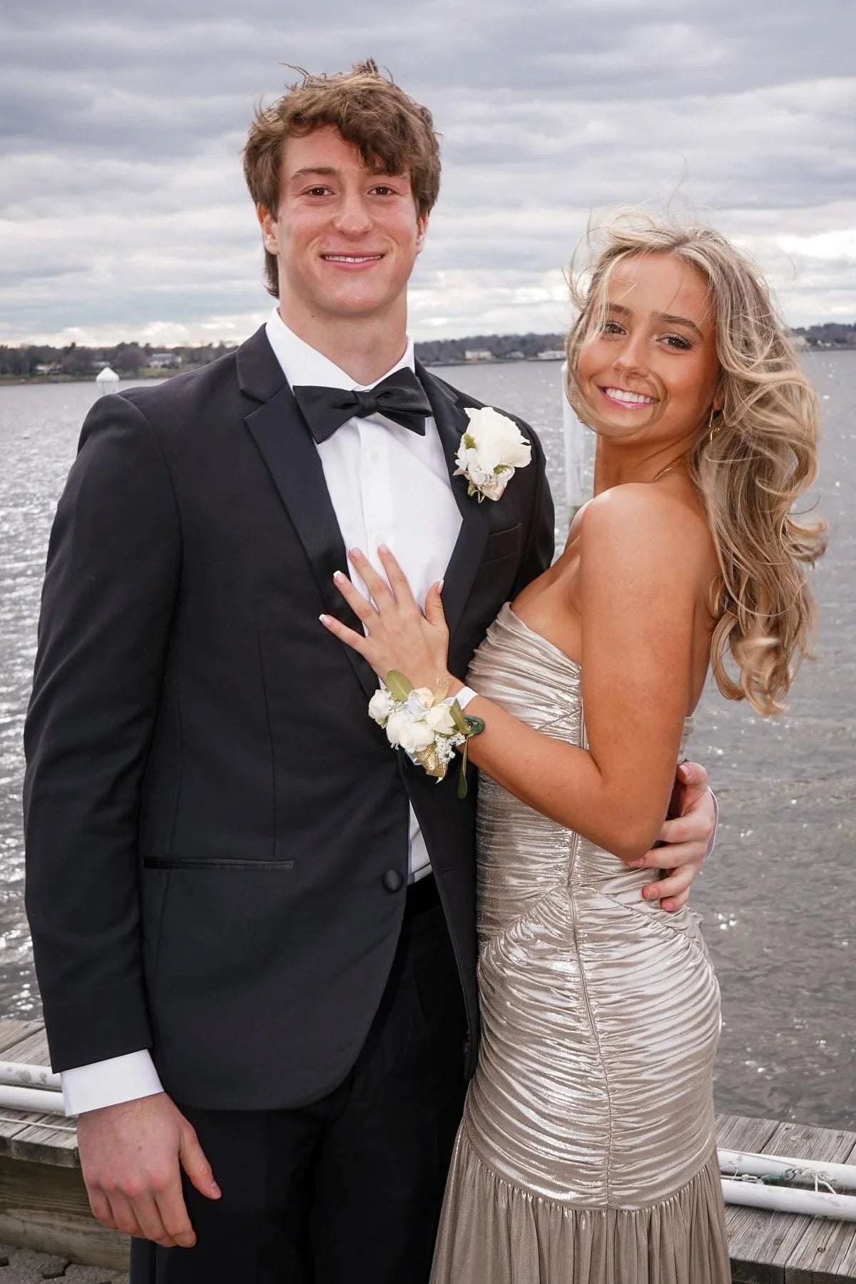 Strapless Metallic Silver Pleated Long Full Of Charm Prom Dresses