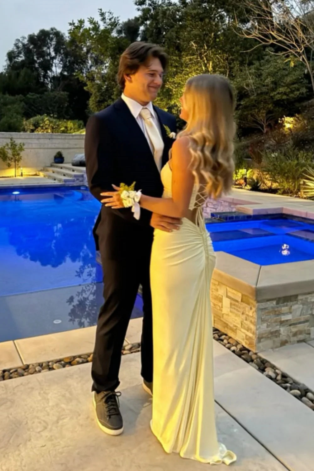 Strapless Yellow Lace-up Back Ruched Long Full Of Charm Prom Dresses