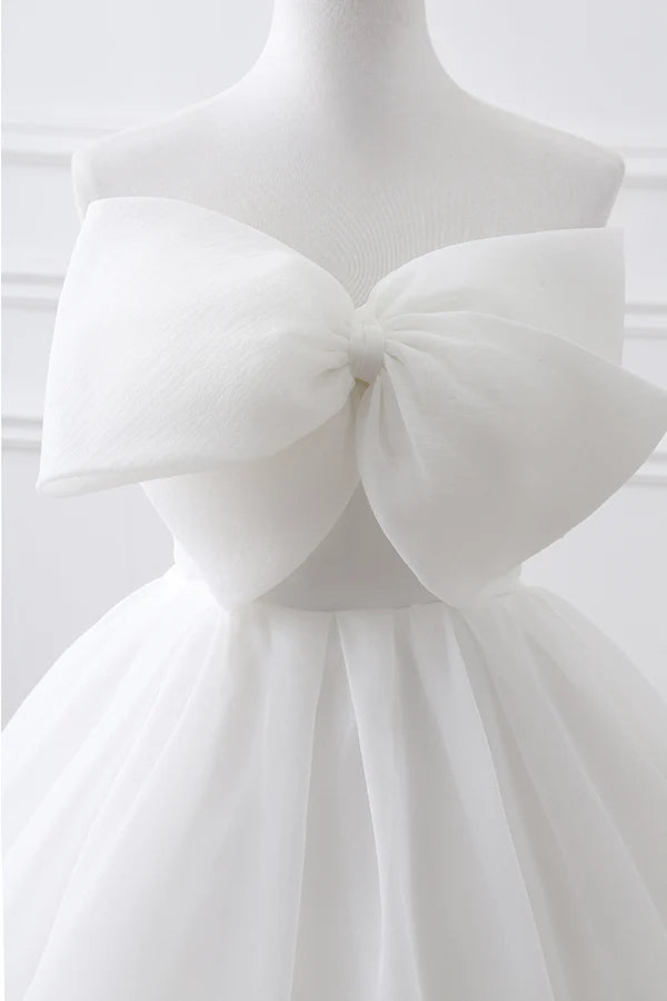 Strapless Organza Wedding Dresses with Oversized Front Bow, Lace-Up Corset Back and Voluminous Ball Gown Silhouette Bridal Gown