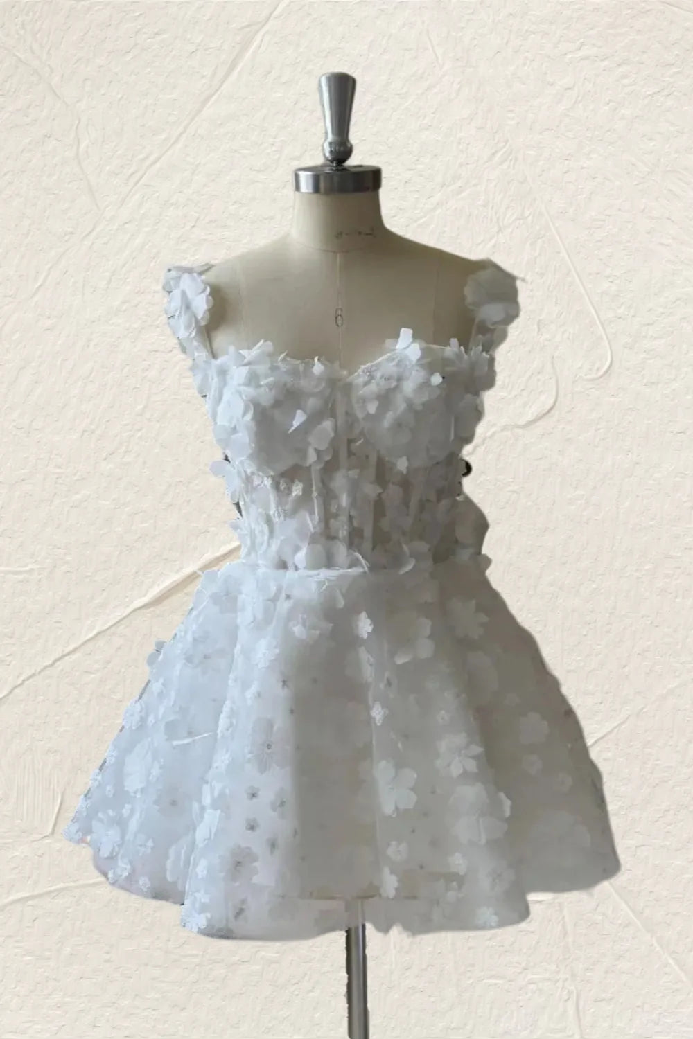 Straps White 3D Floral Sheer Bodice Short Unique Design Full Of Charm Homecoming Dresses