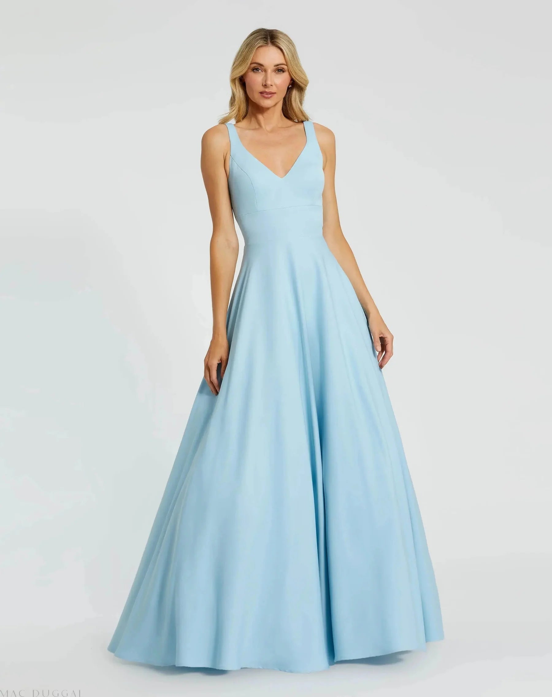 Structured crepe ballgown V-neck sleeveless open-back floor-length evening dresses