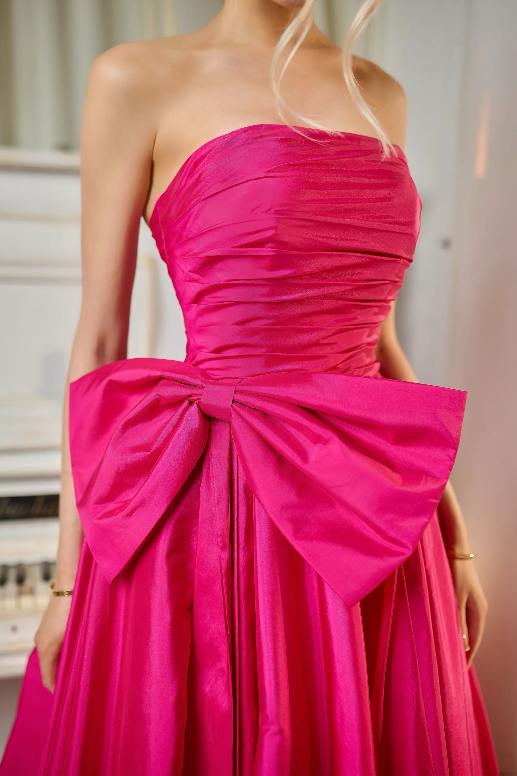 Structured satin ballgown strapless sleeveless open-back floor-length evening dresses