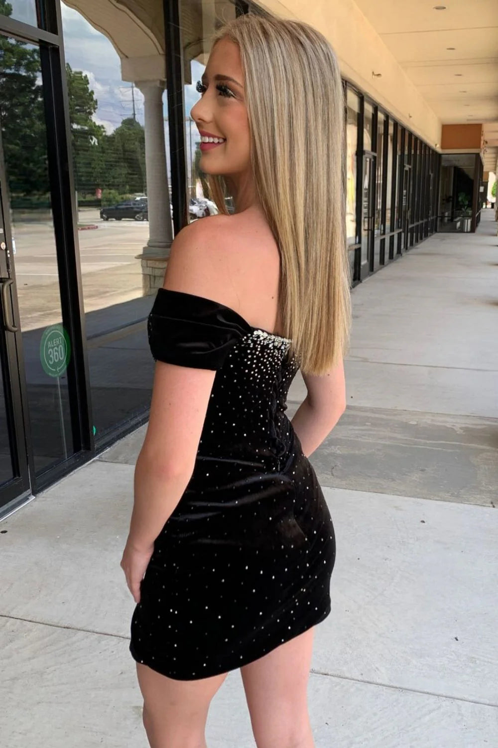 Stunning Black Off The Shoulder Short Velvet Homecoming Dress