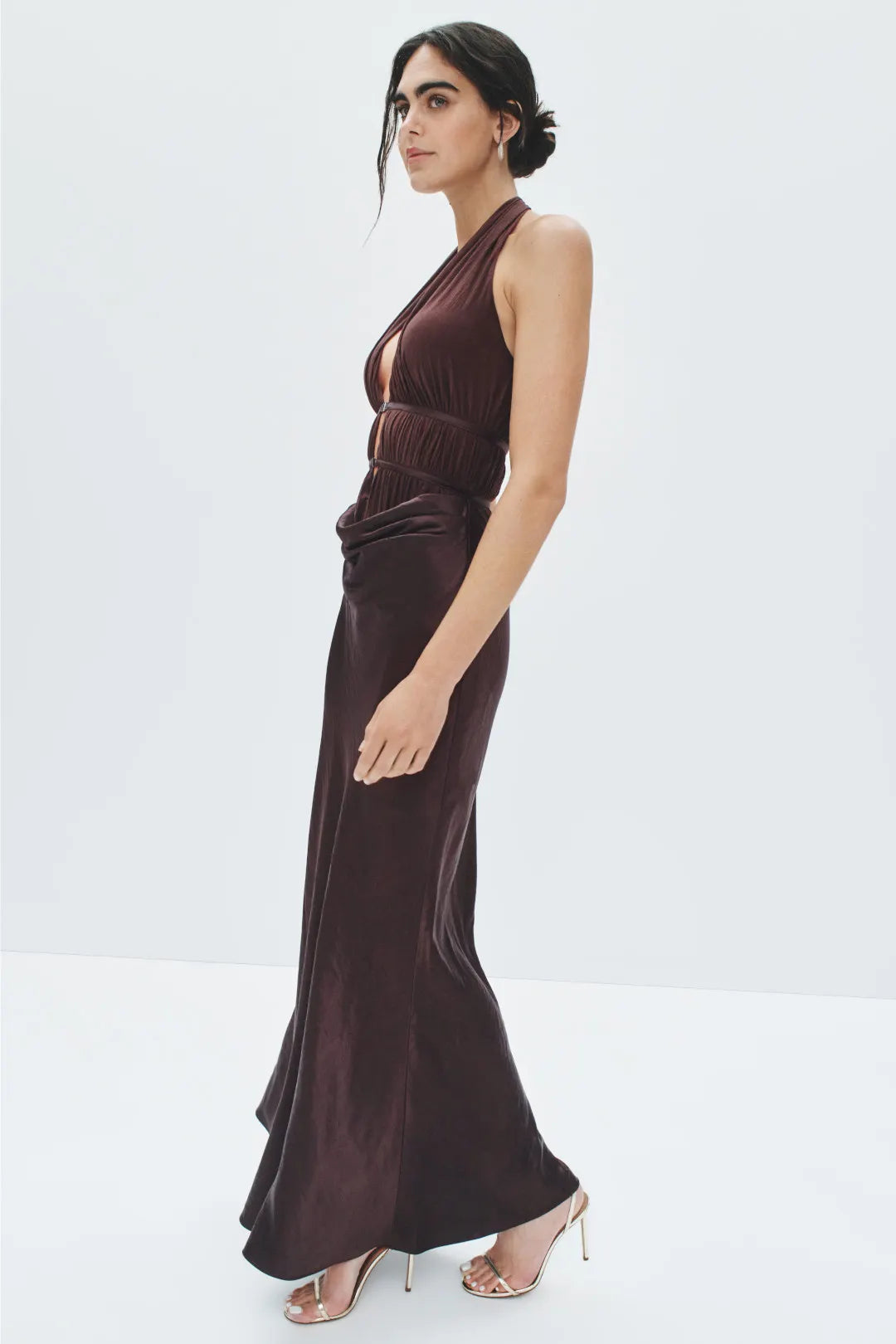 Sultry Solid Satin Maxi Halter Deep V-Neck Sleeveless Cutout Waist Ruched Detail Open Back Invisible Zipper Floor-Length Evening Dresses