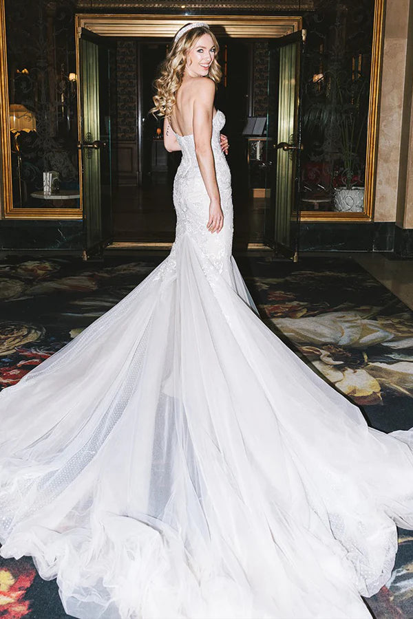 Sweetheart Neck Polka Dots Tulle Princess Wedding Dress